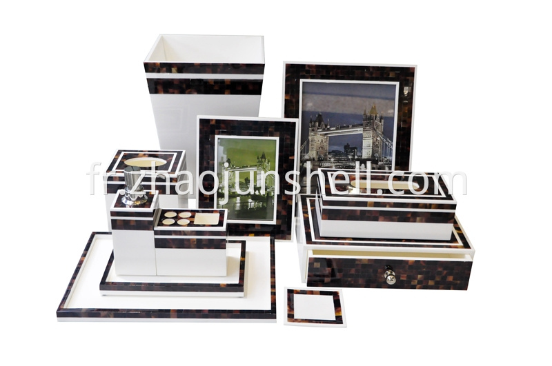 Shell Mosaic Bathroom Set with Brown Pen Shell